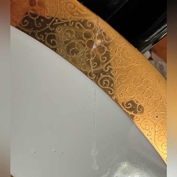 Vntg. 18k gold Royal LB Bavaria Oval casserole.used. Good for decoration . - Picture 8 of 16